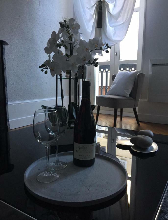 Le Doux Rendez-Vous Apartment Beaune  Luaran gambar